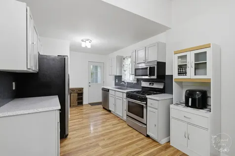 423 East Front Street Gilman IL 60938