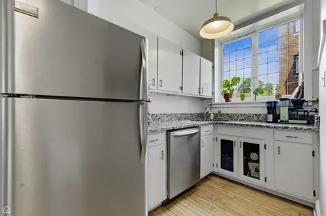 1368 East 57th Street Chicago IL 60637