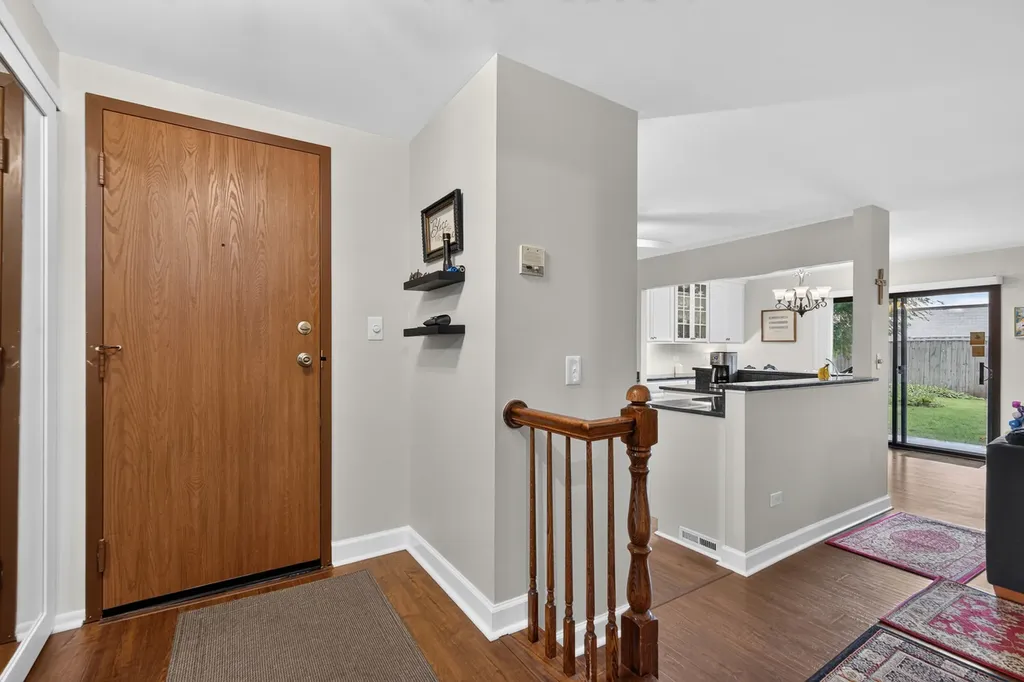 842 North Cross Creek Drive Roselle IL 60172
