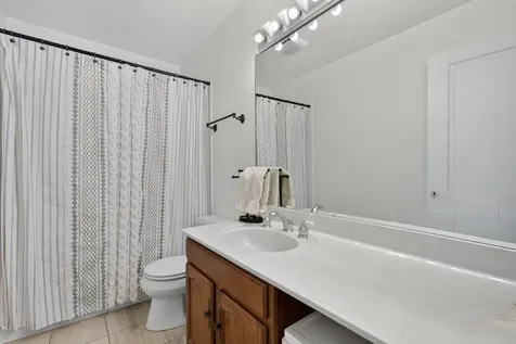 842 North Cross Creek Drive Roselle IL 60172
