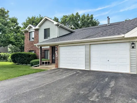 842 North Cross Creek Drive Roselle IL 60172