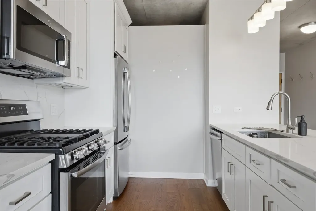 659 West Randolph Street Chicago IL 60661