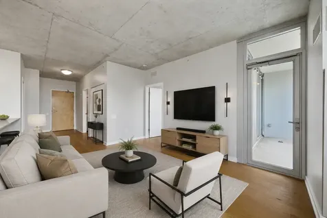659 West Randolph Street Chicago IL 60661