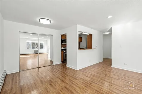 1107 South Old Wilke Road Arlington Heights IL 60005