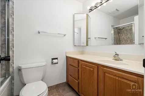 1107 South Old Wilke Road Arlington Heights IL 60005