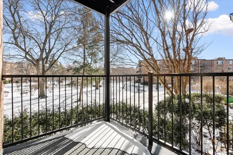 1107 South Old Wilke Road Arlington Heights IL 60005