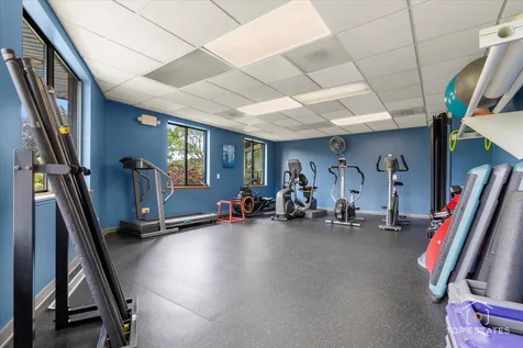 1107 South Old Wilke Road Arlington Heights IL 60005