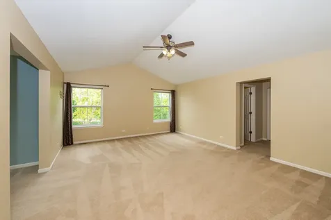 2263 Green Glade Way Wauconda IL 60084