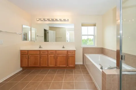 2263 Green Glade Way Wauconda IL 60084