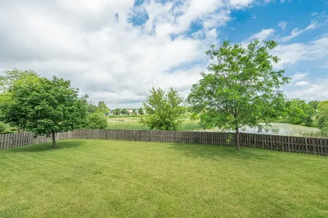 2263 Green Glade Way Wauconda IL 60084