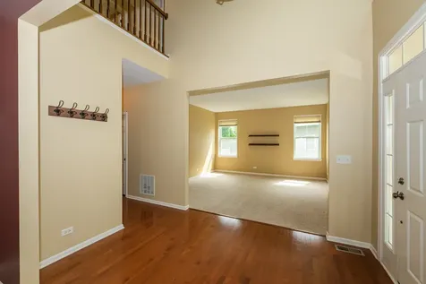 2263 Green Glade Way Wauconda IL 60084