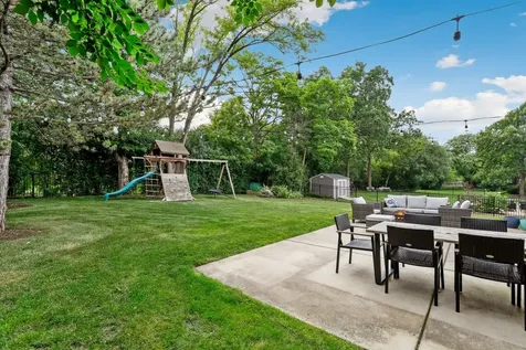 8448 Clynderven Road Burr Ridge IL 60527