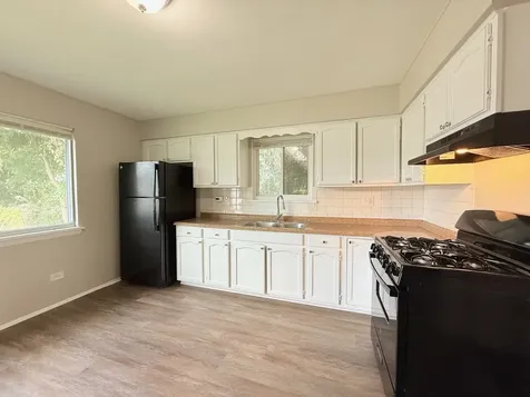 826 Williams Street Calumet City IL 60409