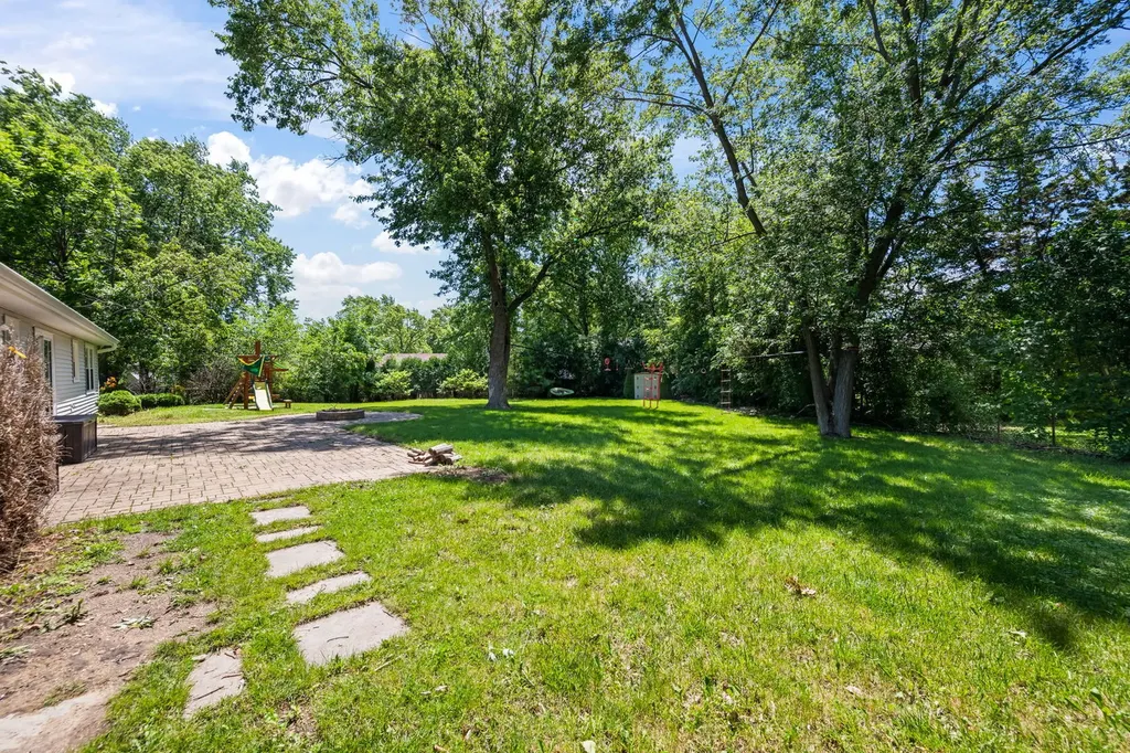365 Pebble Creek Drive Lake Zurich IL 60047