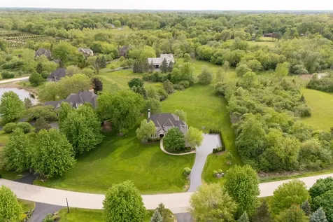 39598 Orchard Bluff Lane Wadsworth IL 60083