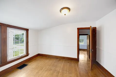 239 Burchell Avenue Highwood IL 60040