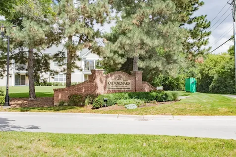 1401 Plum Court Mount Prospect IL 60056