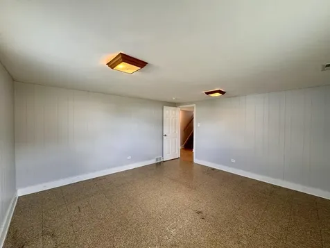 519 Paxton Avenue Calumet City IL 60409