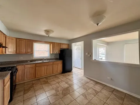 519 Paxton Avenue Calumet City IL 60409