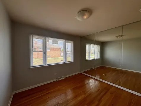 519 Paxton Avenue Calumet City IL 60409