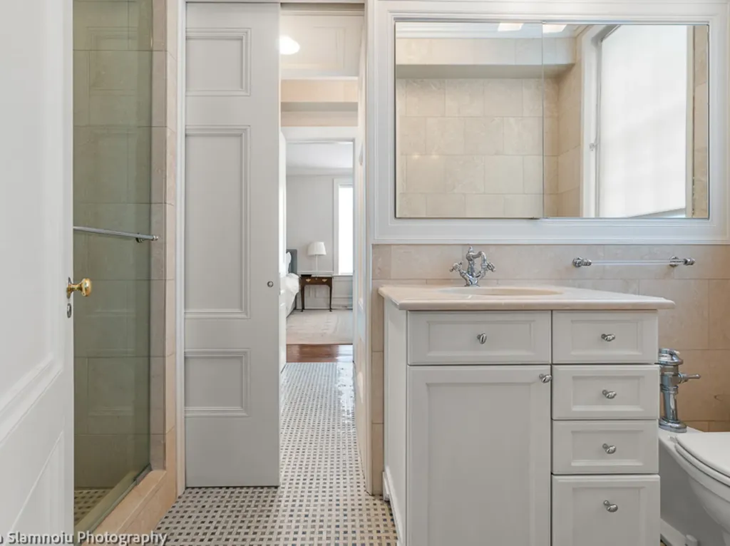 232 East Walton Place Chicago IL 60611