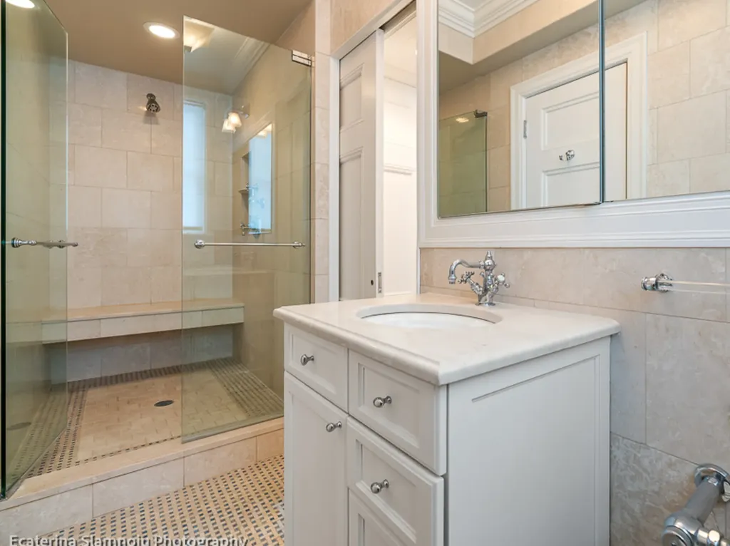 232 East Walton Place Chicago IL 60611