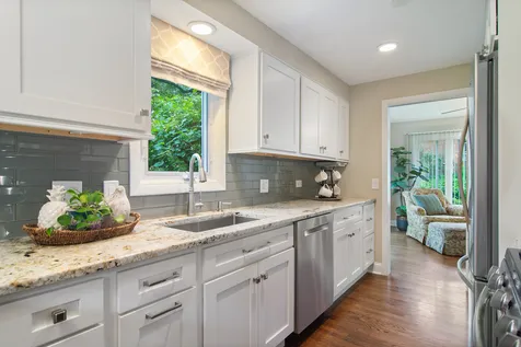 123 North Peartree Lane Arlington Heights IL 60004