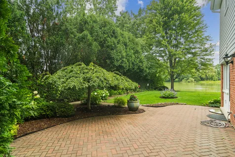 123 North Peartree Lane Arlington Heights IL 60004