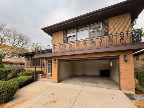 1428 East Lyn Court Homewood IL 60430