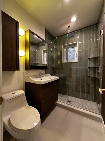 5346 West Montrose Avenue Chicago IL 60641