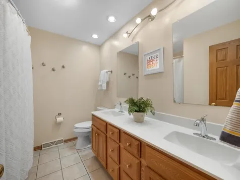 1320 East Sanborn Drive Palatine IL 60074