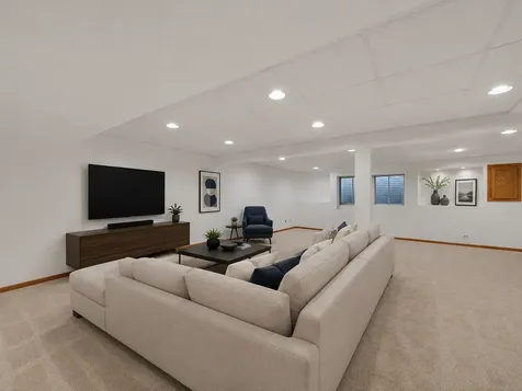 1320 East Sanborn Drive Palatine IL 60074