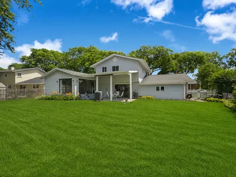 1320 East Sanborn Drive Palatine IL 60074