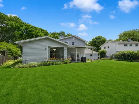 1320 East Sanborn Drive Palatine IL 60074