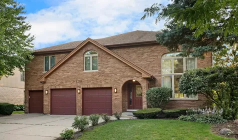 196 Rosedale Court Bloomingdale IL 60108