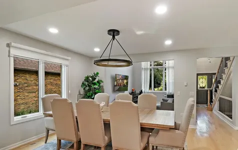 196 Rosedale Court Bloomingdale IL 60108