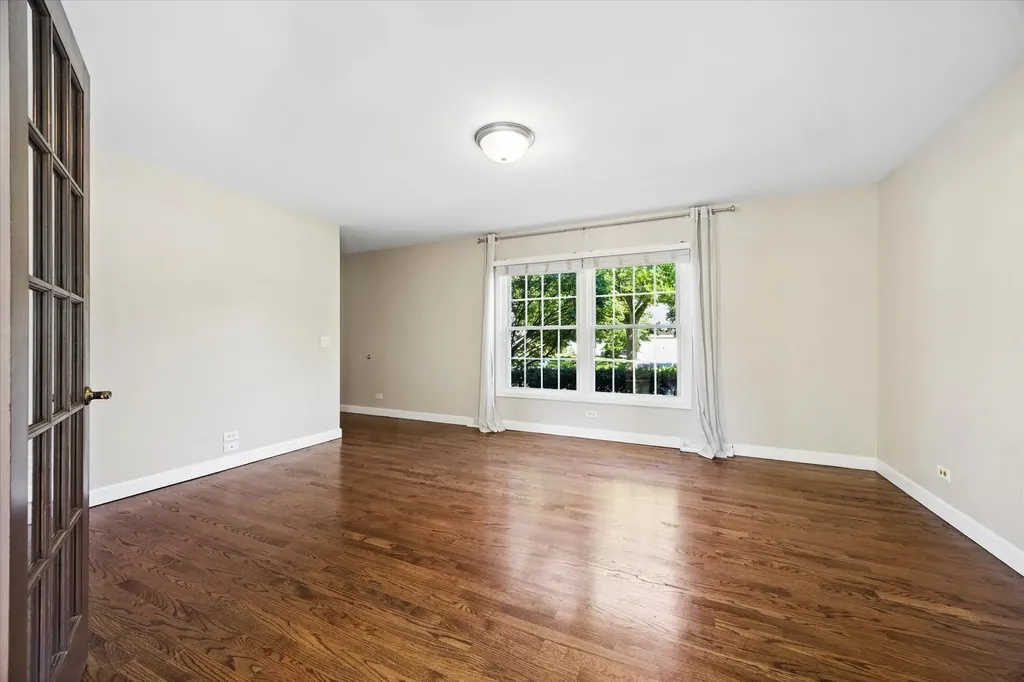 1222 Windemere Avenue Naperville IL 60564
