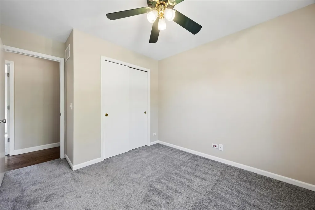 1222 Windemere Avenue Naperville IL 60564