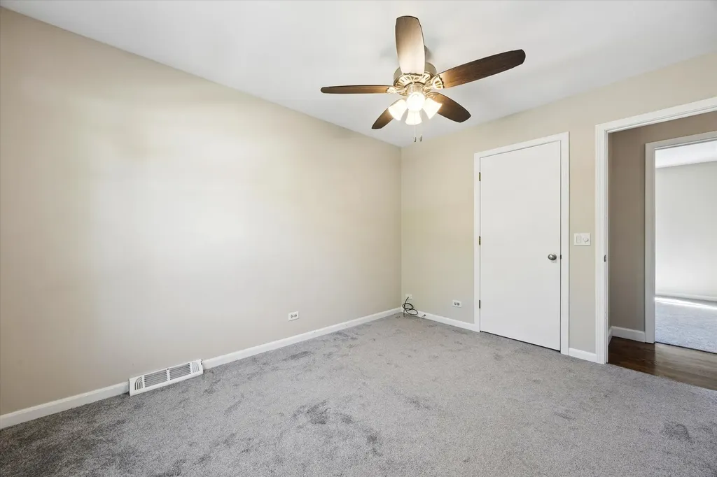 1222 Windemere Avenue Naperville IL 60564
