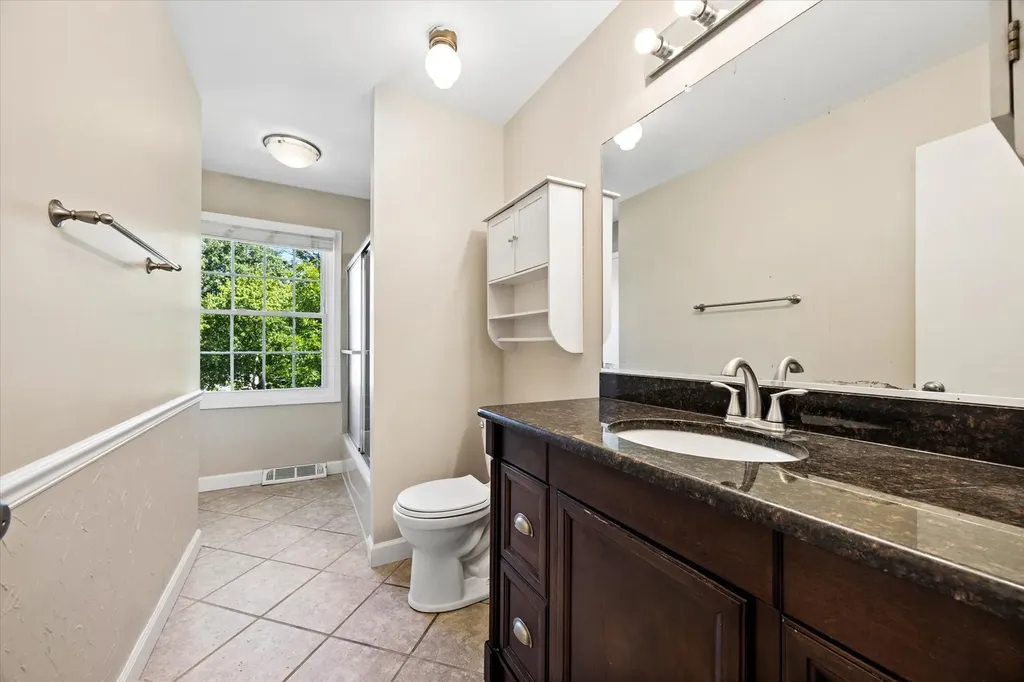 1222 Windemere Avenue Naperville IL 60564