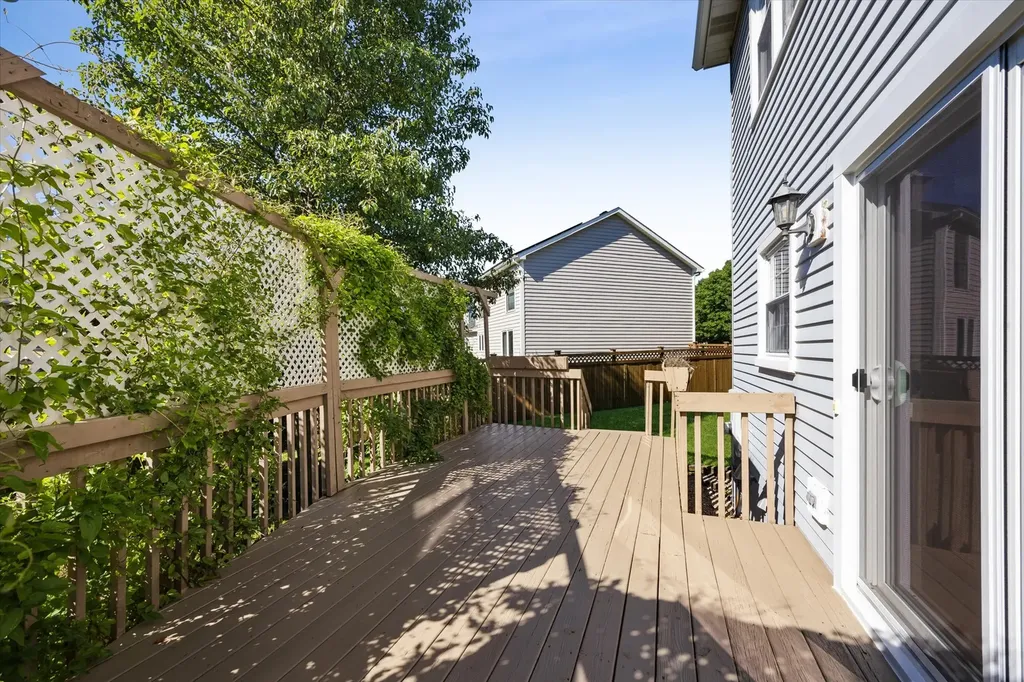1222 Windemere Avenue Naperville IL 60564