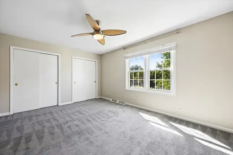 1222 Windemere Avenue Naperville IL 60564