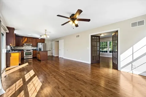 1222 Windemere Avenue Naperville IL 60564