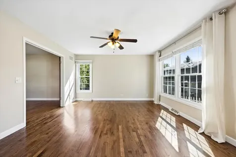 1222 Windemere Avenue Naperville IL 60564