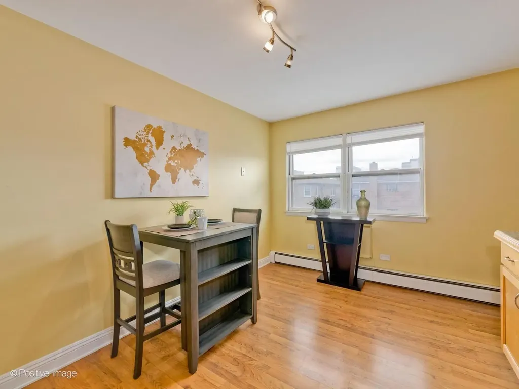 8544 West Rascher Avenue Chicago IL 60656