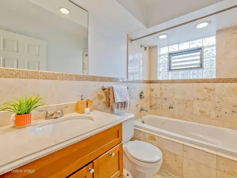 8544 West Rascher Avenue Chicago IL 60656
