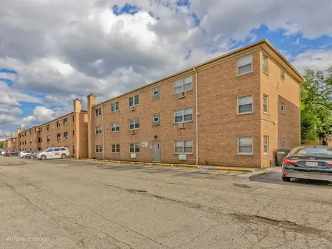 8544 West Rascher Avenue Chicago IL 60656