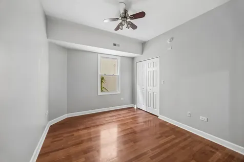 6531 South Woodlawn Avenue Chicago IL 60637