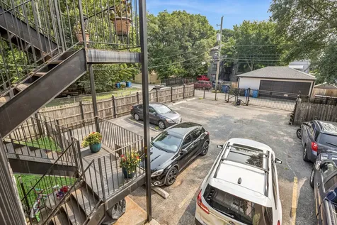 6531 South Woodlawn Avenue Chicago IL 60637