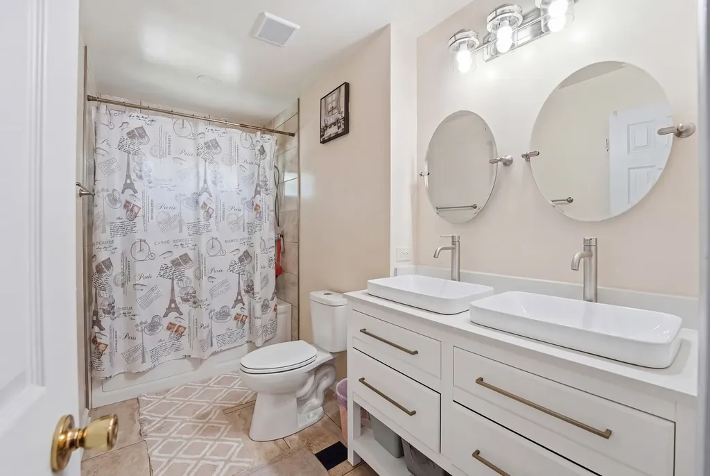 433 Norton Avenue Glendale Heights IL 60139